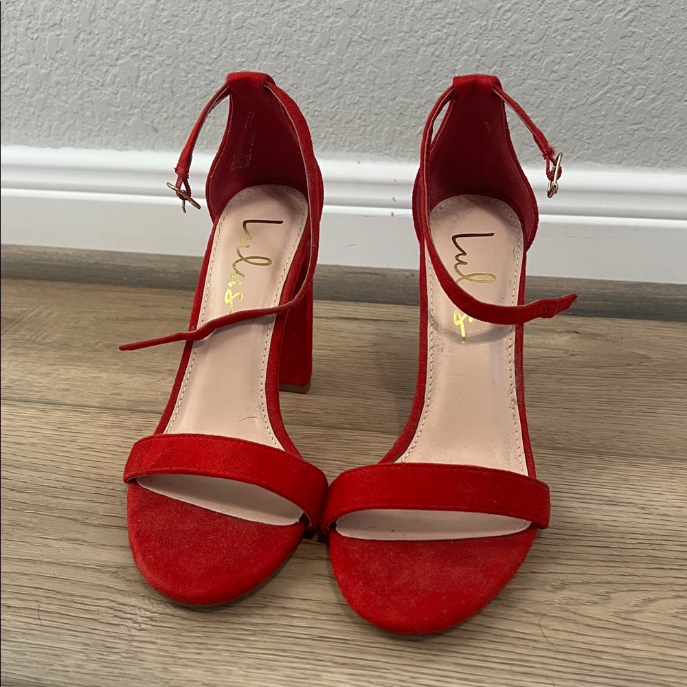 Lulu's sz 7 ~4inch Red Heels - only worn around the house, basically brand new.